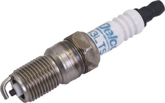 ACDelco 862029 close-up of electrode and insulator, shows precise gap for reliable spark