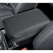 BIBIBO front view on console protecting lid and improving comfort
