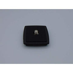 Bosch adapter attached to BT 150 tripod demonstrating stability and secure hold benefit