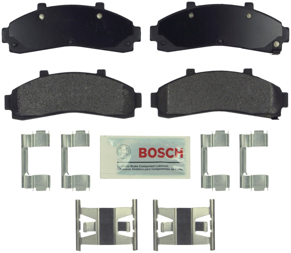Bosch BE652H front packaging showing complete pad set and hardware, ready to install