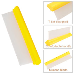 CHANHOO in use on car window removing water quickly for clearer visibility