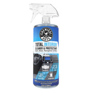 Chemical Guys front label showing product name and 32 oz volume, clear identification benefit