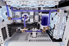 Corsair XL8 in-loop reservoir demonstrating color pop and visual enhancement benefit