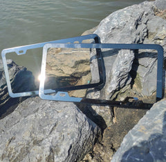 Deselen side profile showing black stainless-steel thickness and durable construction benefit