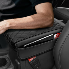 DWKJMYCP installed cover in Jeep interior improving comfort and look