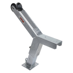 Extreme Max notched post detail showing height adjustment and secure lock