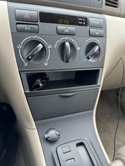 Generic bezel close-up of lipped edge showing item retention benefit
