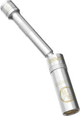 LEXIVON front view of socket showcasing size and magnetic tip for secure plug handling
