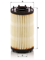 Mann Filter cartridge installed in an engine bay demonstrating faster oil delivery at startup