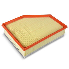 Close-up of Mann Filter pleats highlighting embossing and strength for better filtration
