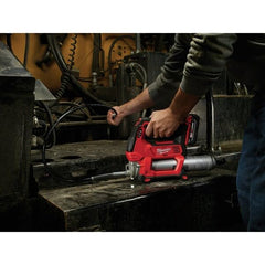 Milwaukee close-up of thread detail demonstrating wear-resistant finish