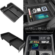 Neepiar front view installed in Pilot center console showing neat storage and easy access
