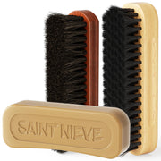 SAINT NIEVE kit front packaging showing compact football care set and contents benefiting portable maintenance