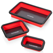 SANDOR large tray front view showing capacity and red silicone advantage