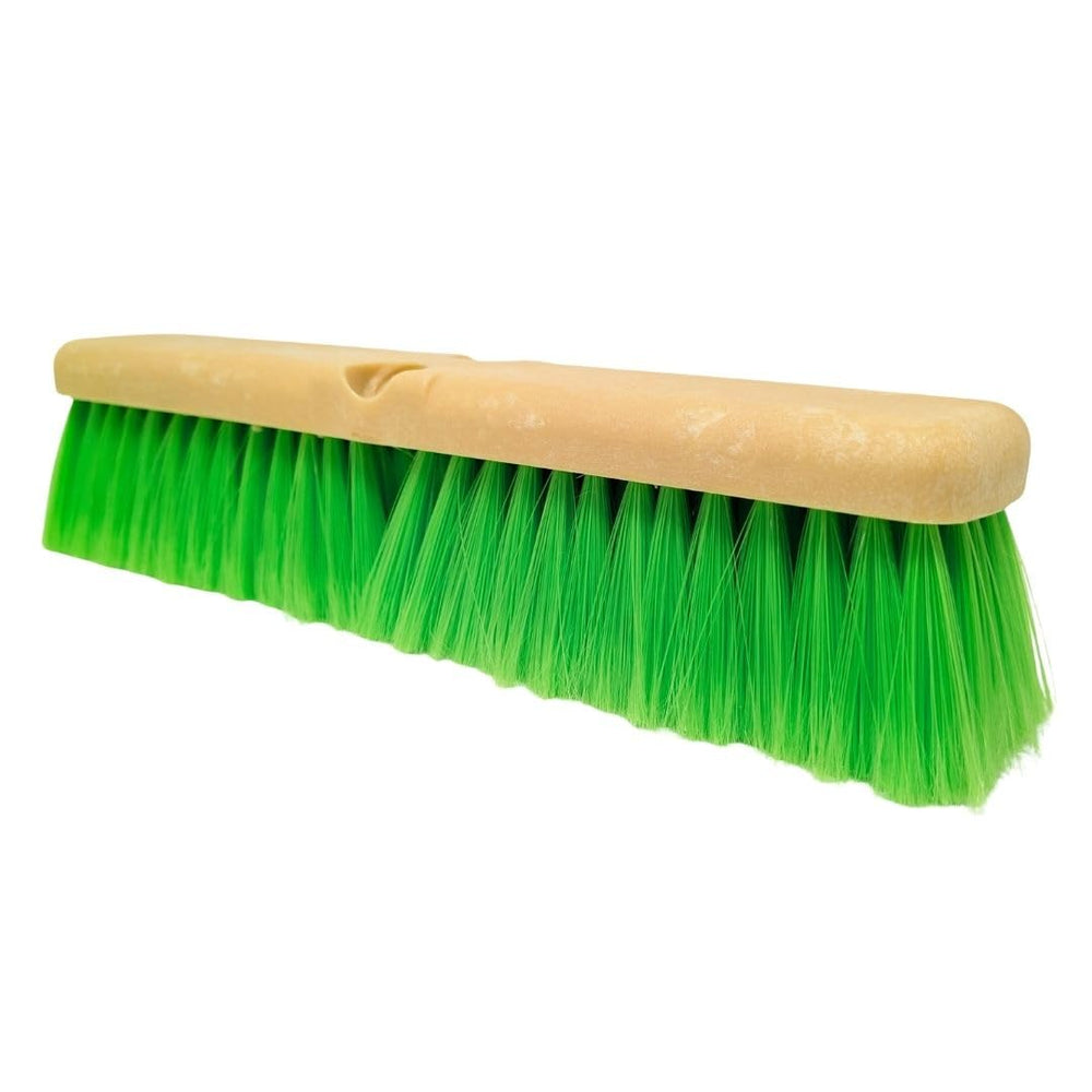 Teravan 14-inch front view showing broad cleaning surface and durable head