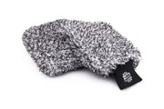 The Rag Company mitt front view showing fit and protective design for safer washes