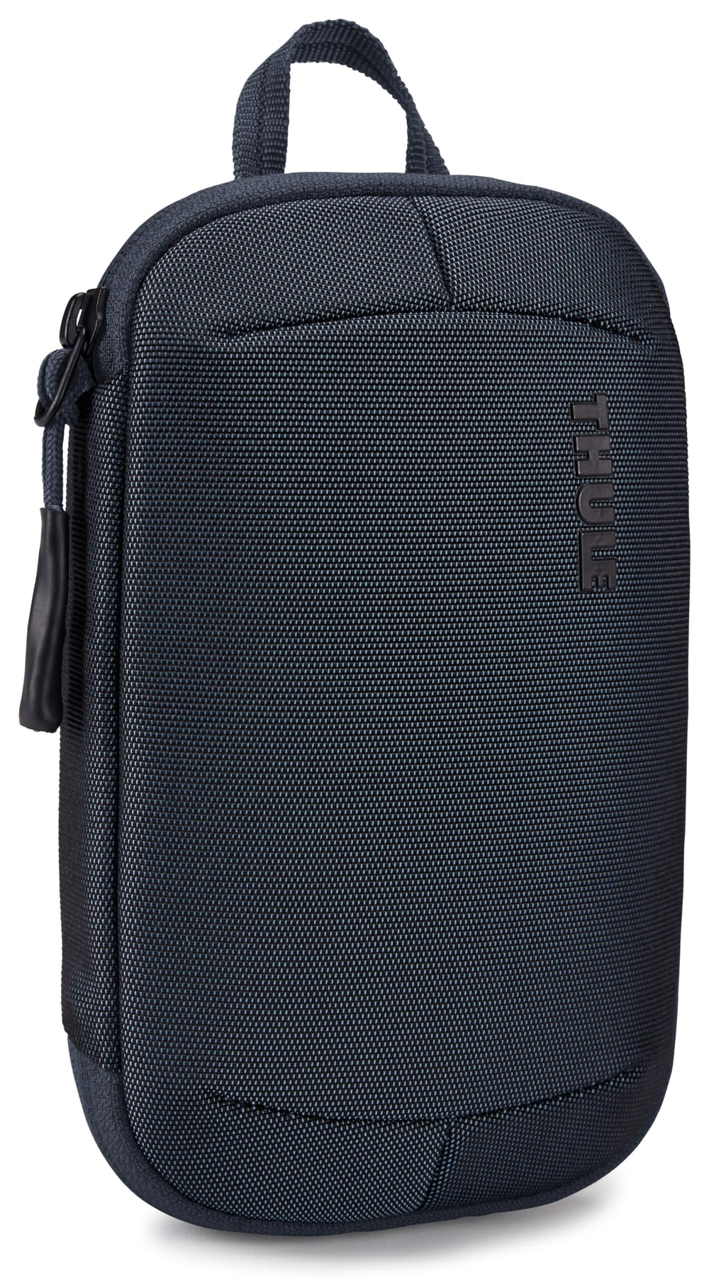 Thule front view showing compact organizer and easy carry benefit