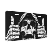 Twistmyst front view showing bold skull and clear contrast for instant styling