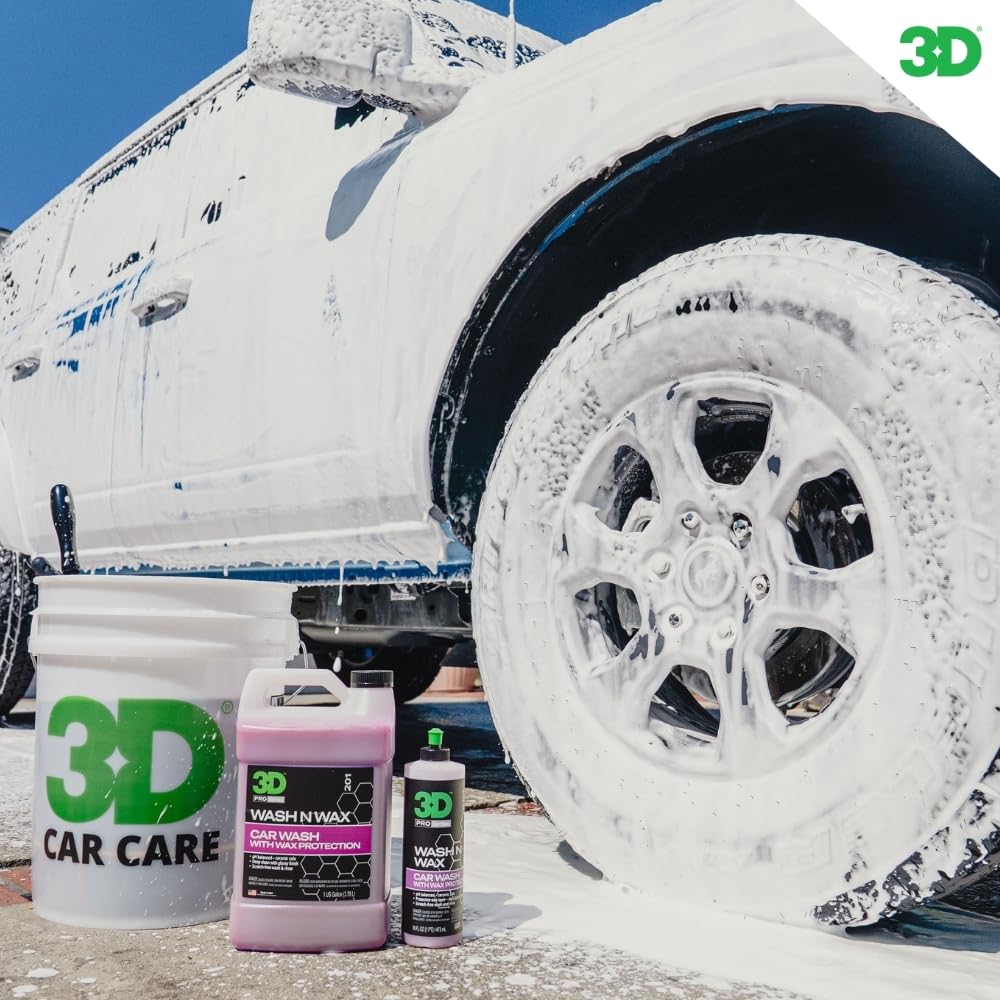 3D thick foam on hood demonstrating suds that trap dirt for scratch reduction