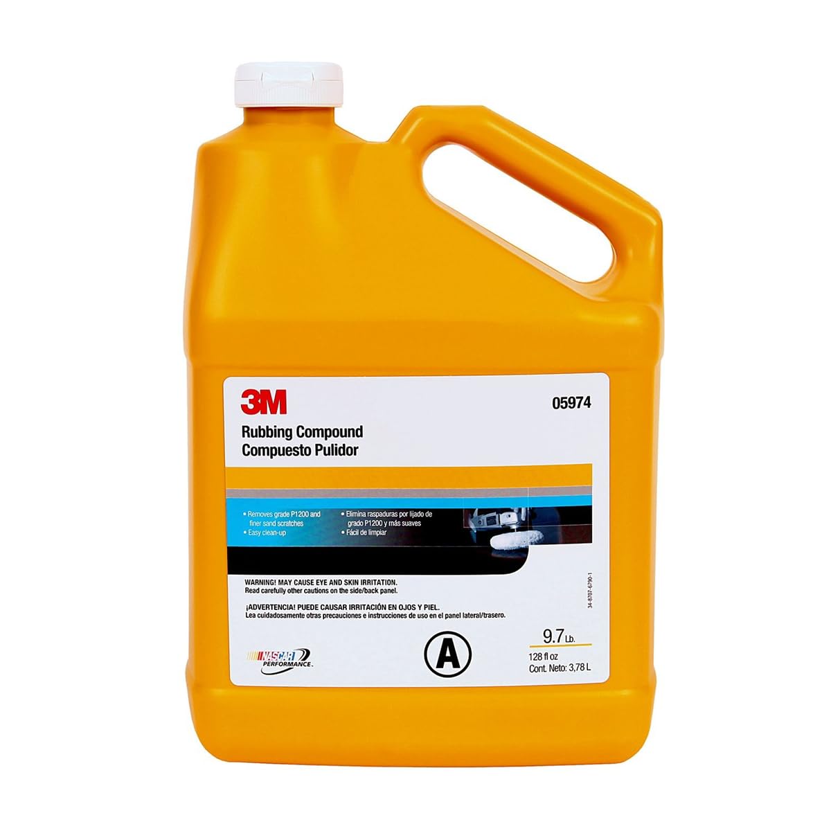 3M rubbing compound pouring close-up showing texture for effective cutting