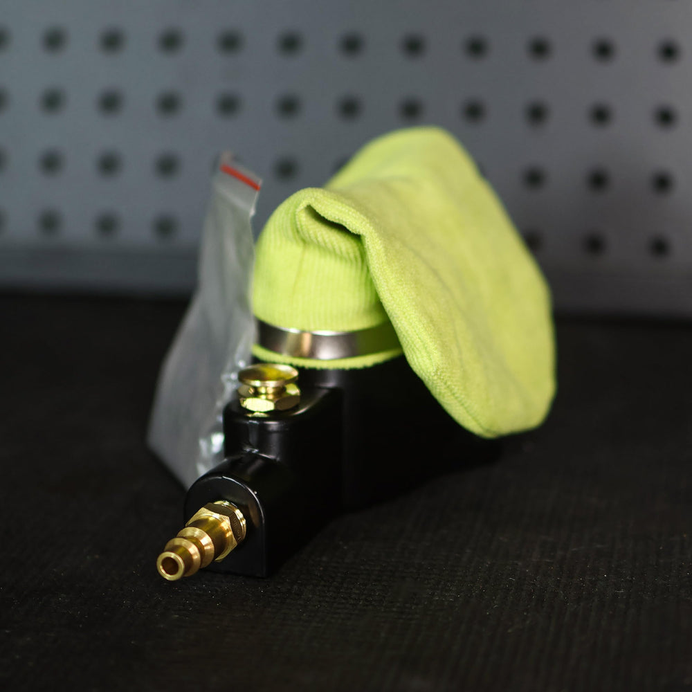 ABN close-up of rubber top seal demonstrating secure plug hold and dust containment