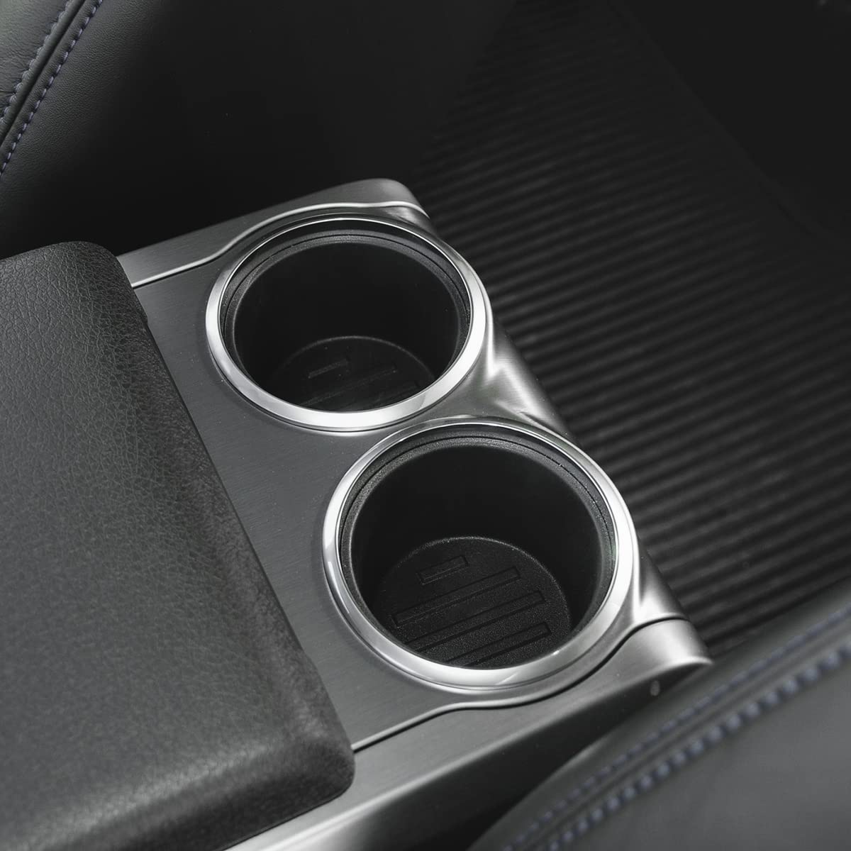 AOTEMILK installed in Ford F150 rear center console, providing secure drink support