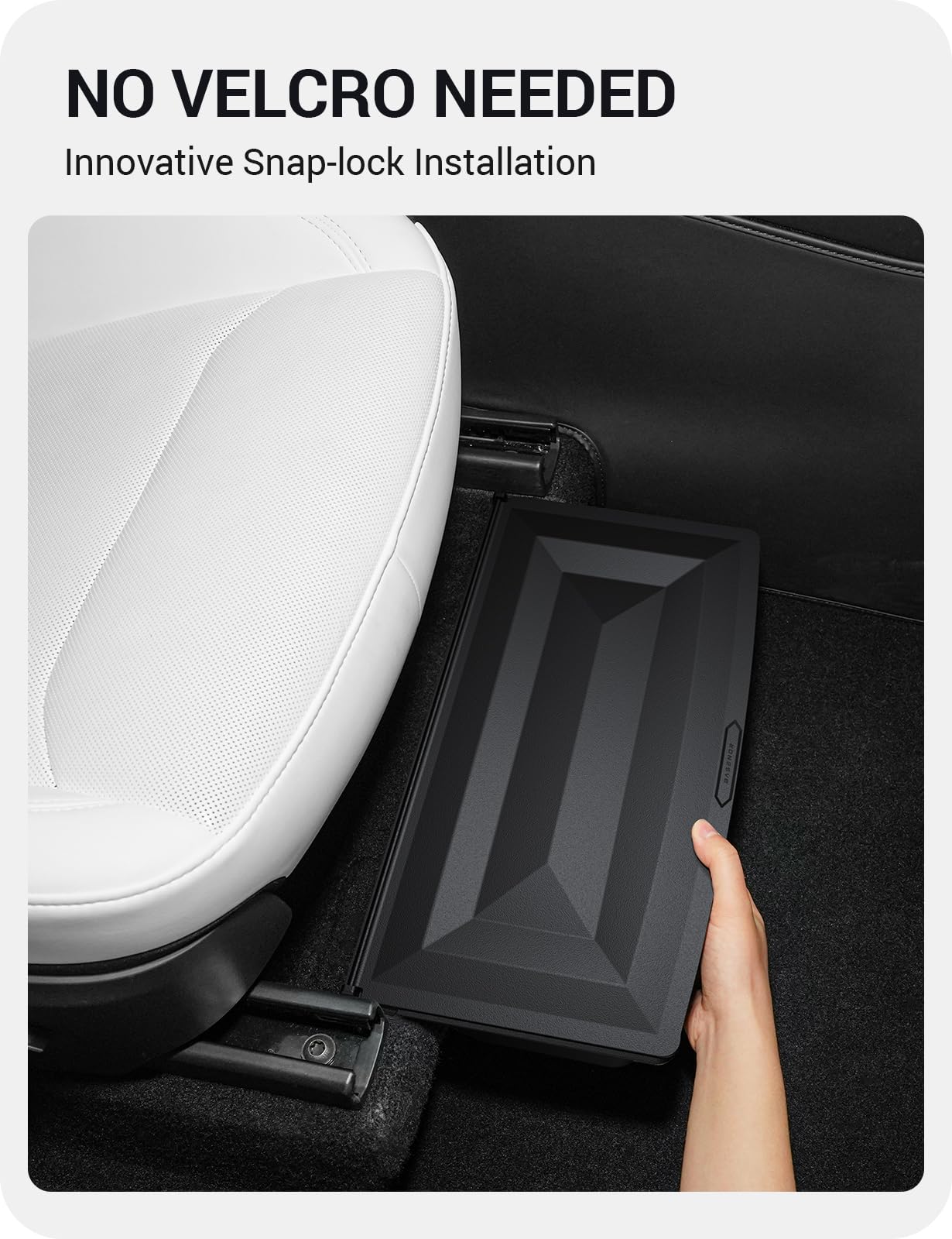 BASENOR rinse-clean demonstration showing washable material for simple maintenance