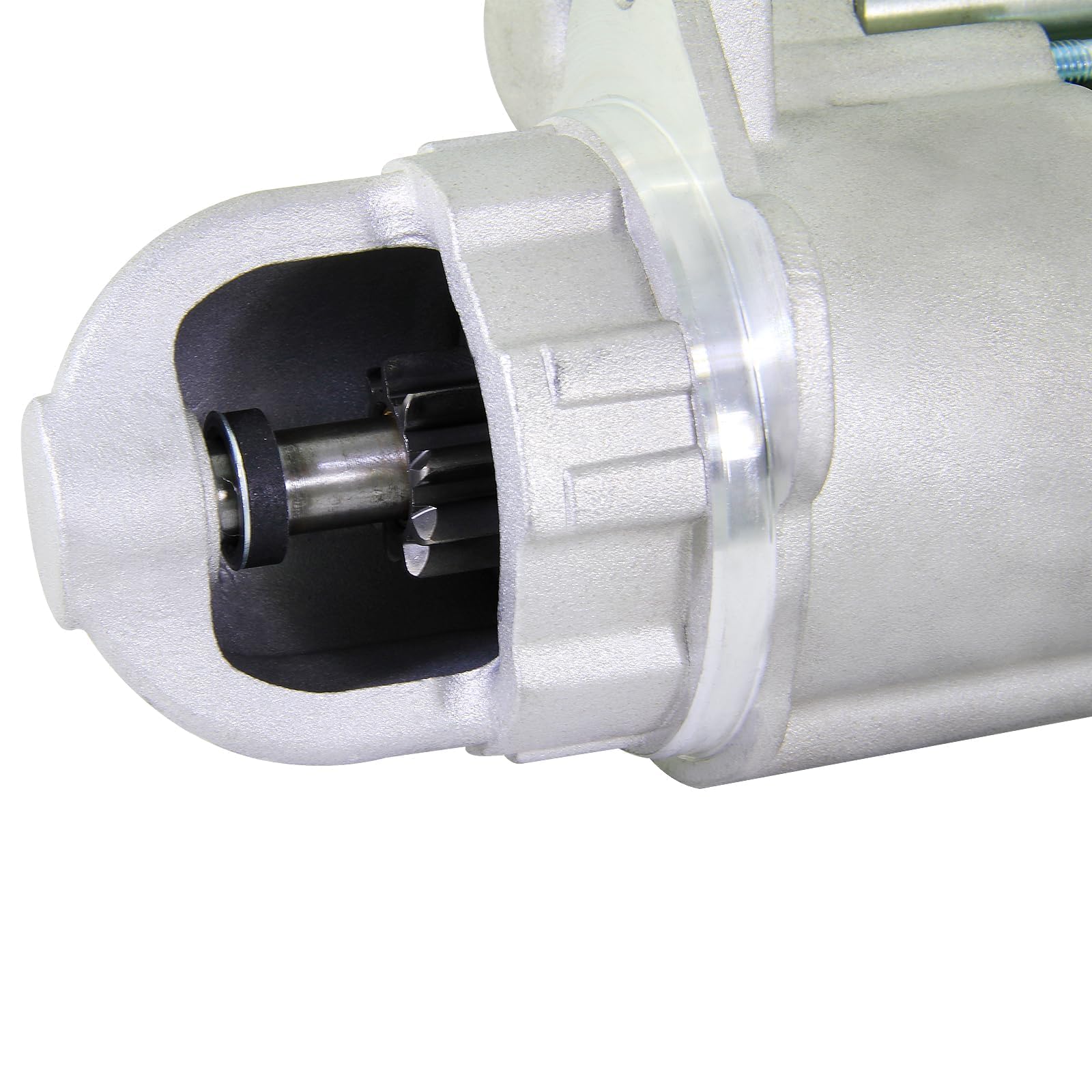 BDELI starter side mounting flange showing precise fit and stable mounting benefit