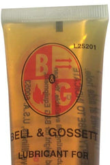 Bell & Gossett close-up of screw cap and nozzle, shows easy one-handed dispensing benefit
