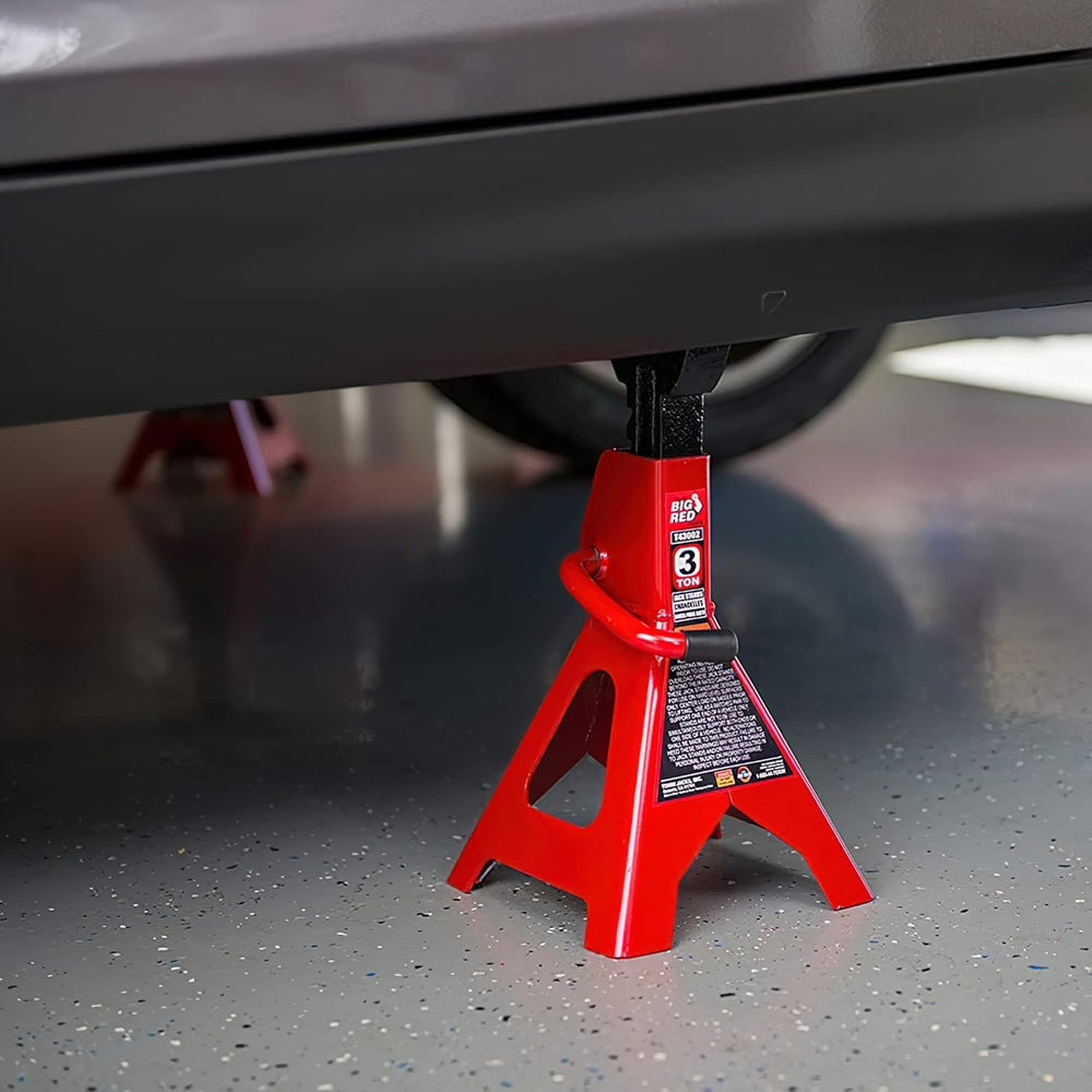 BIG RED rating label and markings showing 3-ton capacity for confidence