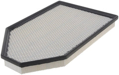 Bosch 5436WS front view showing pleated media and filter shape for reliable engine protection