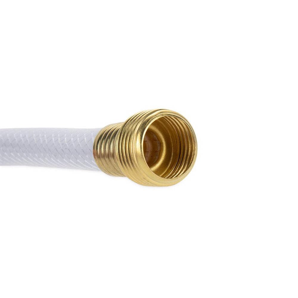 Camco TastePURE diamond‑hatch closeup highlighting reinforced PVC for kink resistance