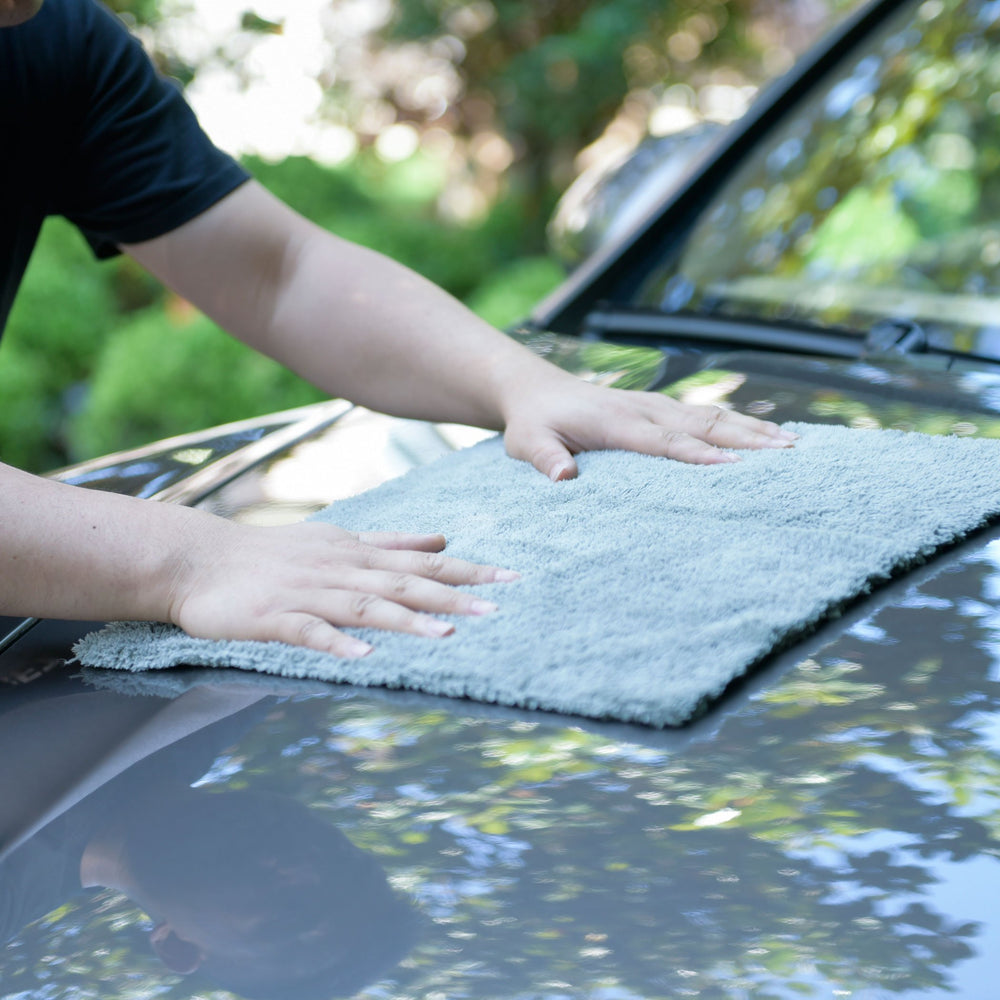 CARCAREZ folded towel cleaning mirror and kitchen surfaces lint-free benefit