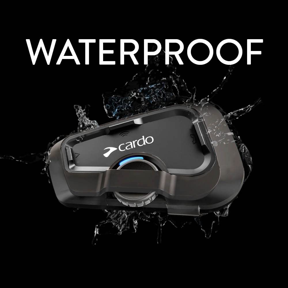 Cardo FREECOM 2X installed in helmet showing speaker and mic positions