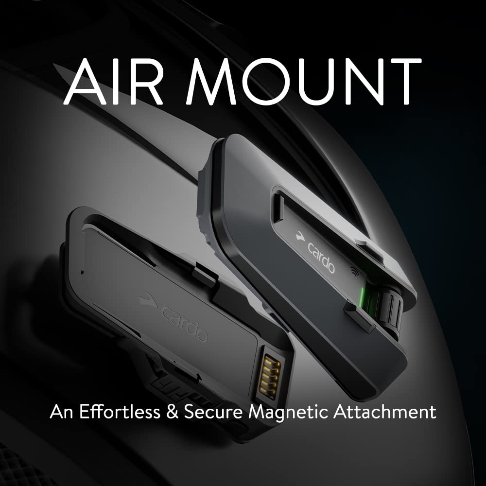 Cardo PACKTALK Edge Air Mount close-up demonstrating quick magnetic attachment benefit