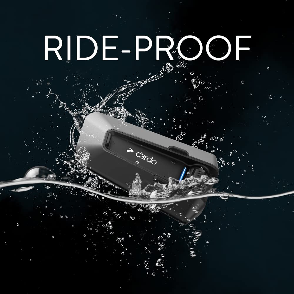 Cardo PACKTALK Edge control roller detail for easy glove-friendly volume and track control