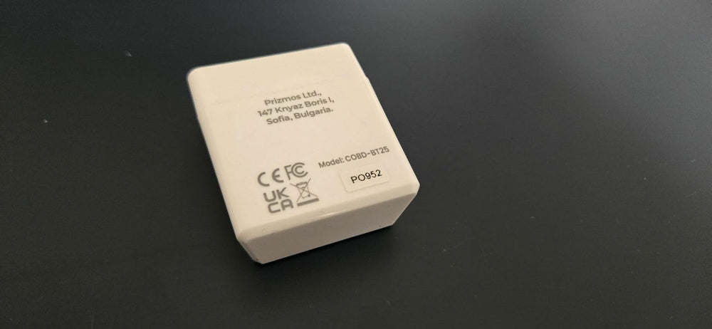 Carista packaging and contents showing included adapter and start-up benefit