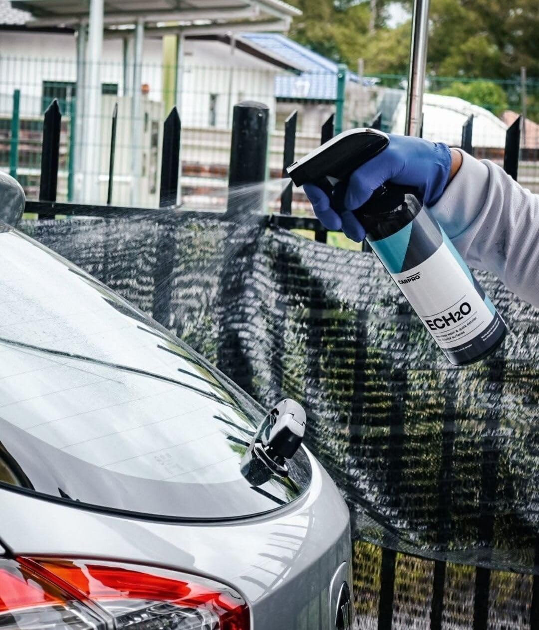 CARPRO ECH2O close-up of liquid texture highlighting slick lubricating finish