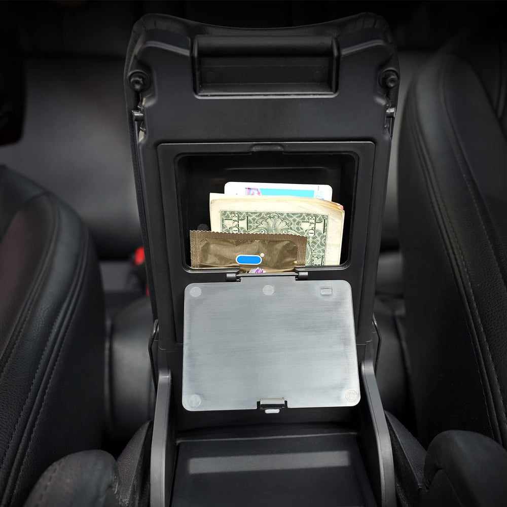 CarQiWireless installation demo in Civic console showing tool-free setup advantage