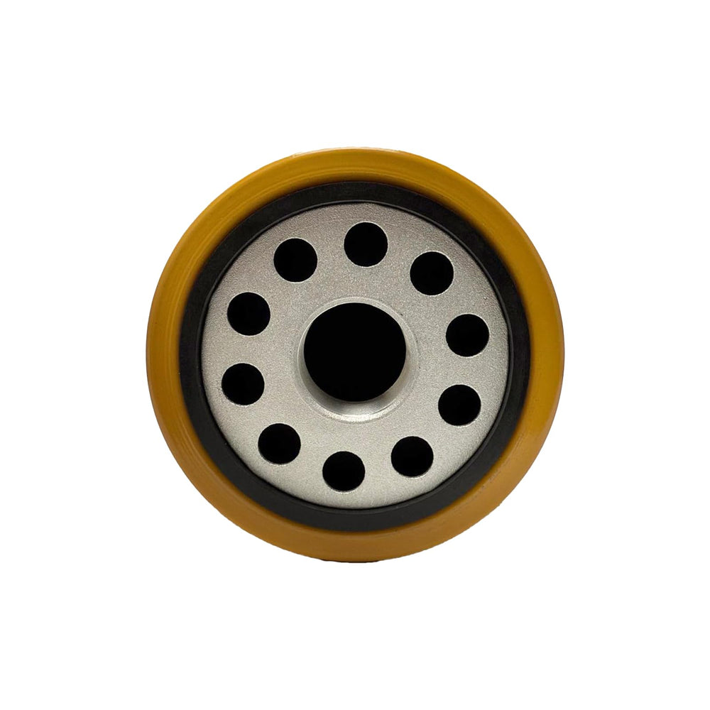 CAT 1R-1808 beside tape measure showing 135.8mm dimension accuracy