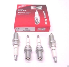 Champion XC92YC 980 electrode close-up highlighting reliable spark delivery