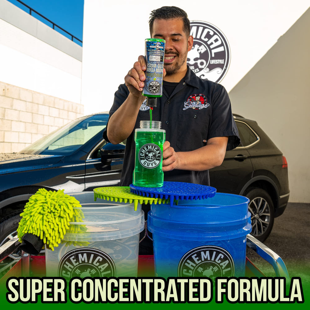 Chemical Guys freshly rinsed panel showcasing streak-free glossy finish