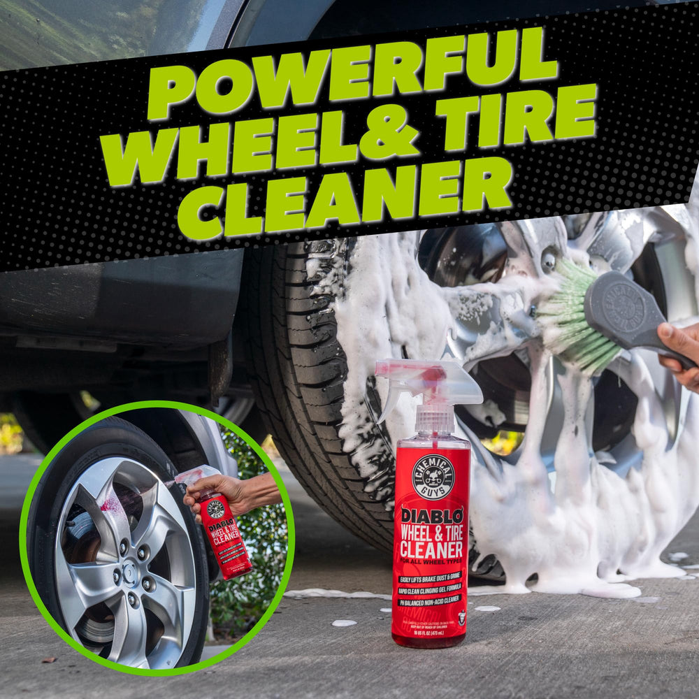 Chemical Guys plush wash mitt texture that protects paint during washing