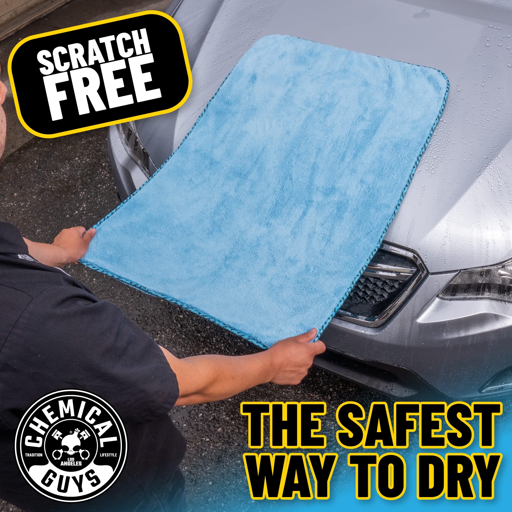 Chemical Guys Woolly Mammoth inside detailing kit for professional convenience