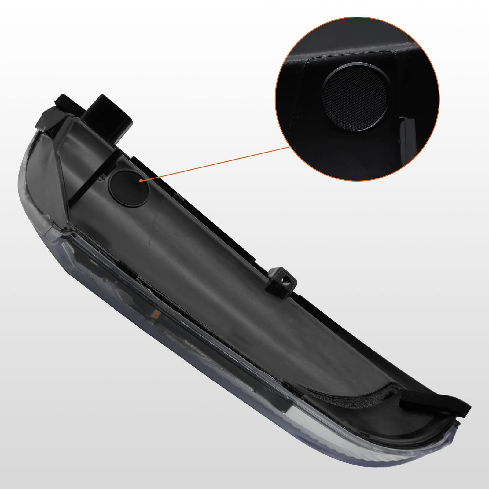 CNYGO rear connector and 3-pin detail showing plug-and-play installation benefit