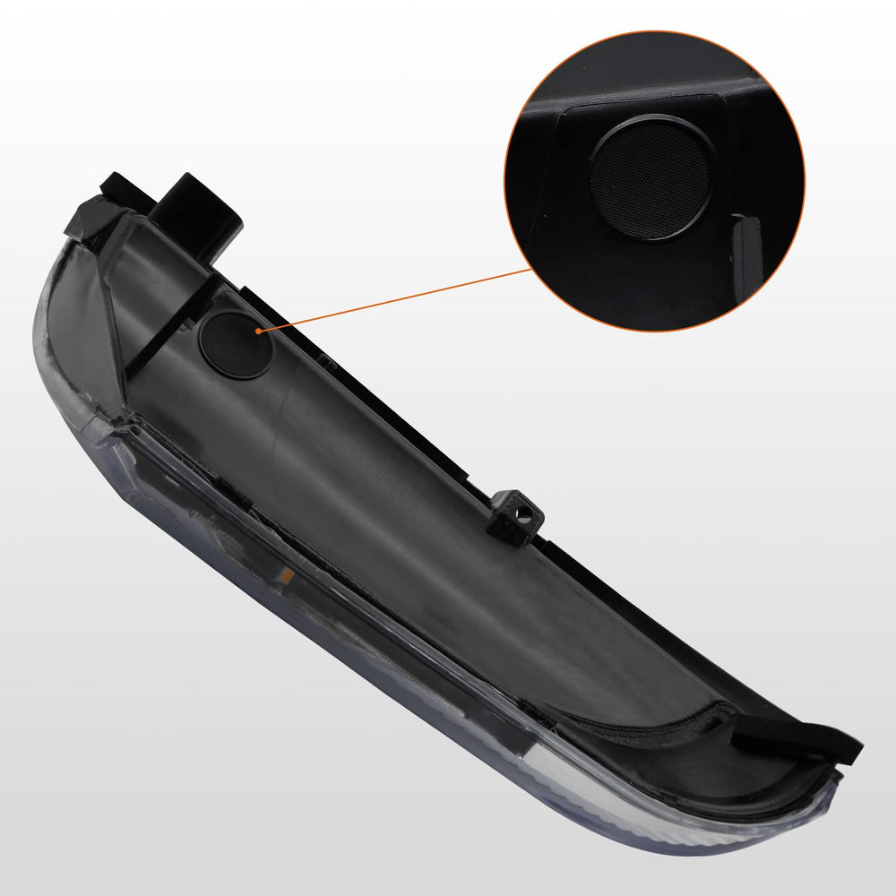 CNYGO rear connector and 3-pin detail showing plug-and-play installation benefit