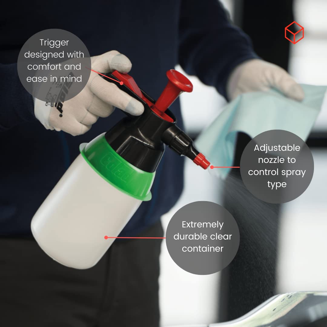 Colad transparent container displaying fluid level for efficient work