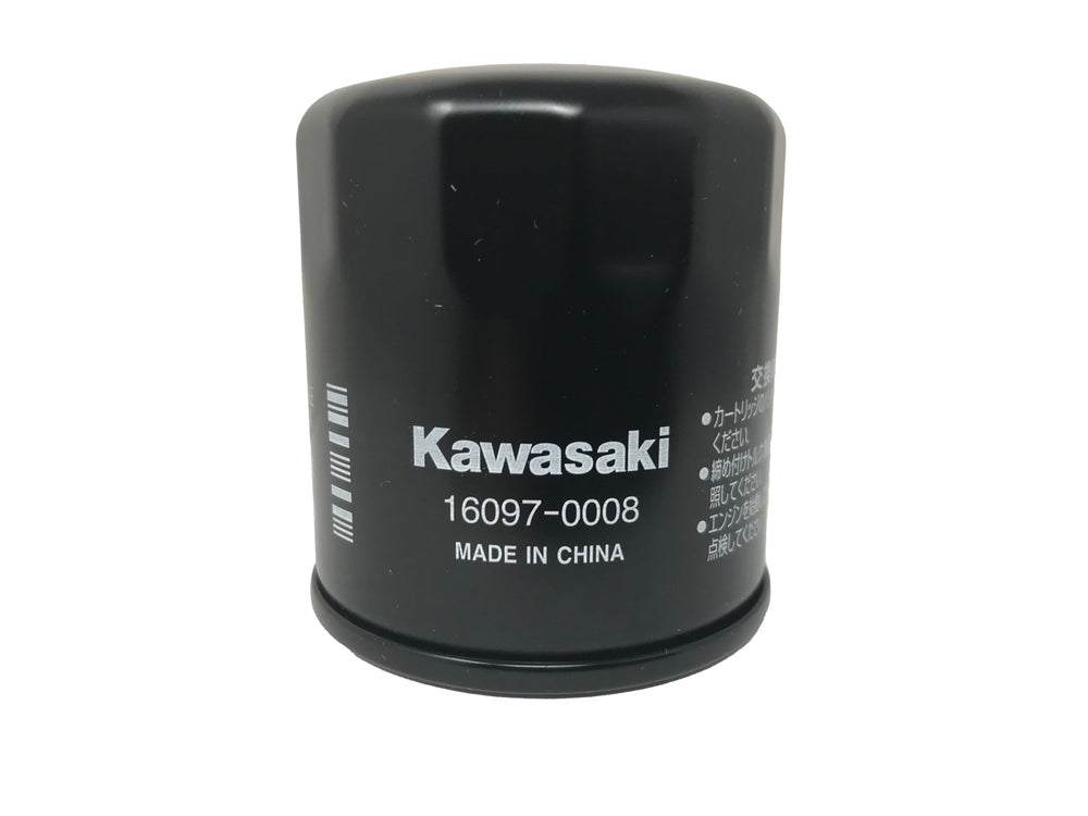 CYCLEMAX oil filter detail showing fitment and filtration benefit for engine protection
