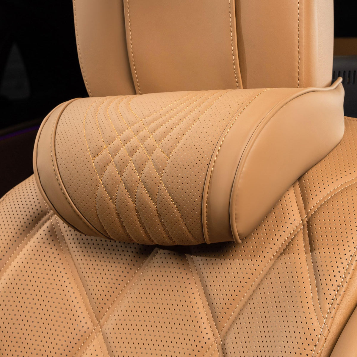 Dapucarin front view headrest showing shape and comfort benefits