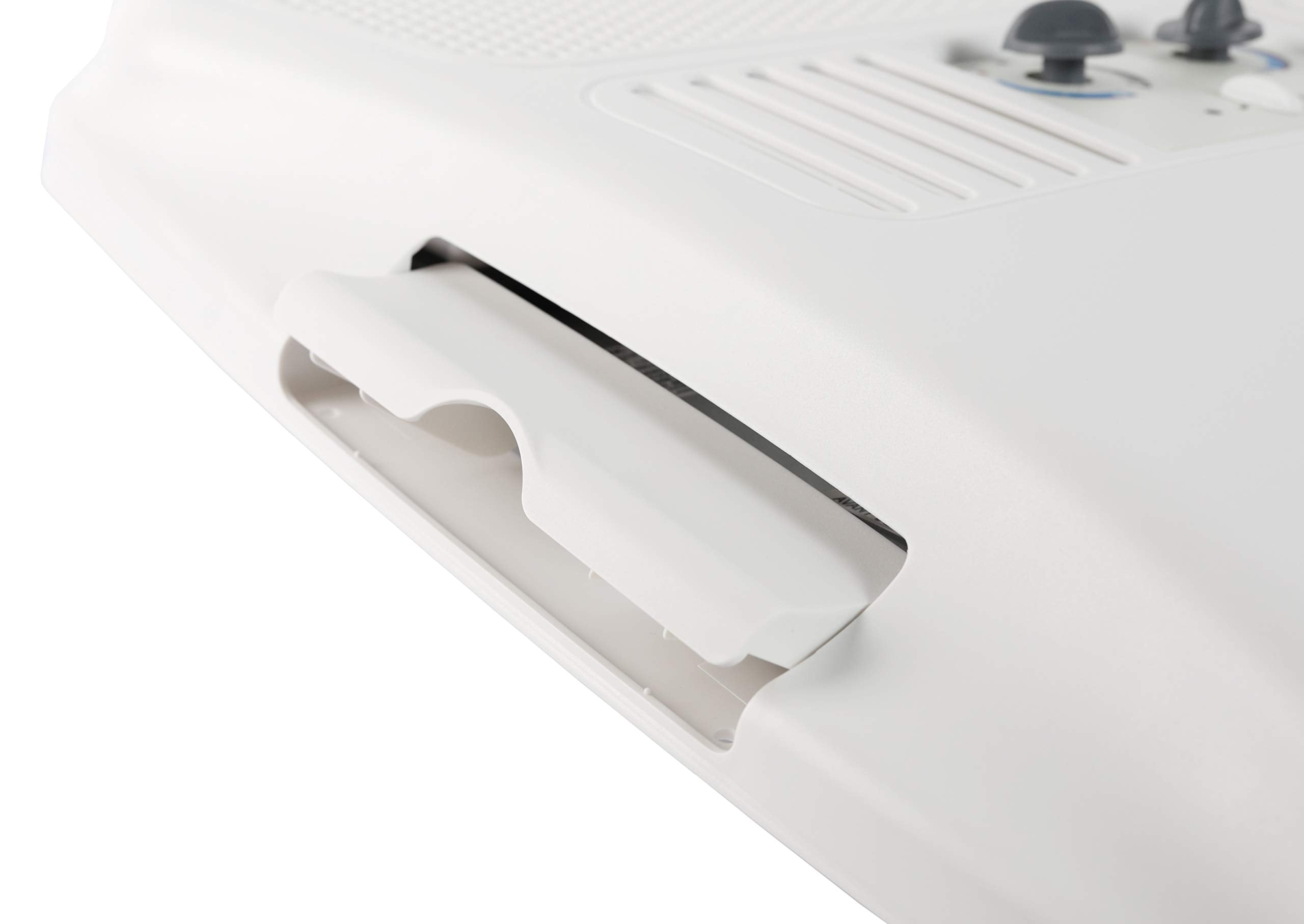 Dometic ADB close-up of adjustable vanes illustrating precise airflow direction control